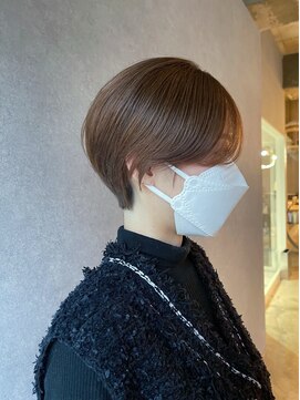 イトシテ ハンサムショート×アッシュベージュ【本多身和子】