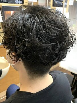 コダマ 新大塚店(KODAMA) センターパートツーブロックパーマスタイル