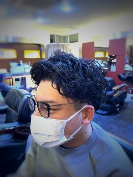 グッドマン バーバーショップ リョクチ(goodman barbar shop RYOKUCHI) 大人2ブロックスパイラル