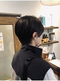 ホワイトグレージュ/ミニウルフ【 神保町/ 九段下】