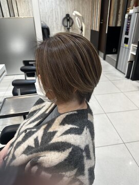 ヘアアンドビューティー クアトロ 戸祭店(QUATRO) 白髪ぼかし