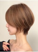 天神ショートボブヘアショートカットボブ前下がりボブ前髪なし