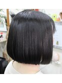 ショートボブ