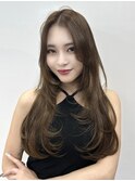 イルミナカラーレイヤーカット顔まわりカット