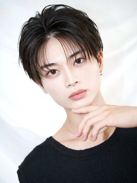 ゼロ 渋谷(XeRo) ツーブロック韓国ラウンドマッシュ"リバースこぼしバング"