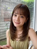 ガーランド (Garland) 大人かわいい小顔顔まわりレイヤーまろベージュイルミナカラー