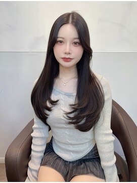 地毛風グレージュワンカールレイヤーカット