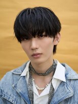 オーバルバイアピッシュ(OVARL by apish)&nbsp;メンズカット/メンズパーマ/韓国ヘア/センターパート/原宿