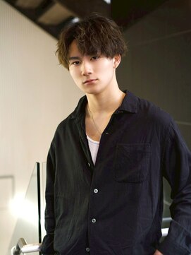 men's salon es. 新宿 メンズカット/メンズパーマ/メンズヘア【メンズサロン エス】 ニュアンスパーマ/波巻きツイストスパイラル[新宿/メンズ/men's]