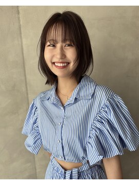 オモチャ(OMOCHA) 軽やかボブ×透けバング