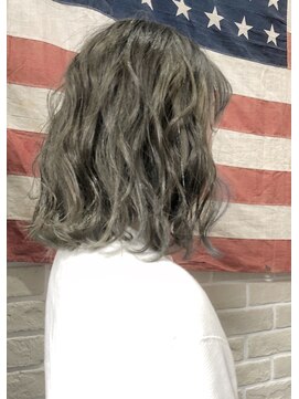 ヘアーデザインサロン スワッグ(Hair design salon SWAG) マットグレー