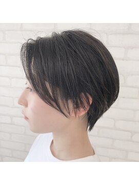 アビリタ(abilita) ハンサムショート×グレーブラック