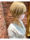 ハイトーンショートボブ