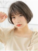 八潮/髪質改善/プラチナグレージュのオン眉 大人ショートボブe