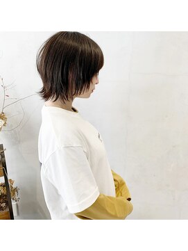 ミント(mint) ウルフショート/ウルフカット/ショート/ショートボブ/グレージュ