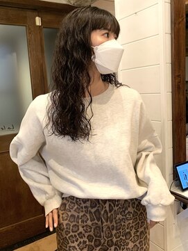 ラレイ(Lalei) ロングヘア×スパイラルパーマ/黒髪スパイラルパーマ