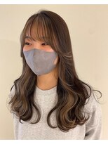 エン(en,)&nbsp;顔周りカット/インナーカラー/フェイスフレーミング