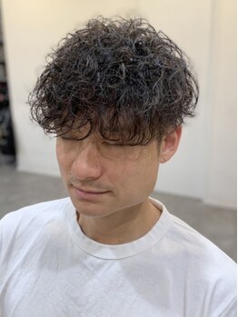マナベ(manabe)の写真/メンズカット・パーマスタイルもトレンドを意識したデザイン力で貴方に似合うスタイル提案致します☆