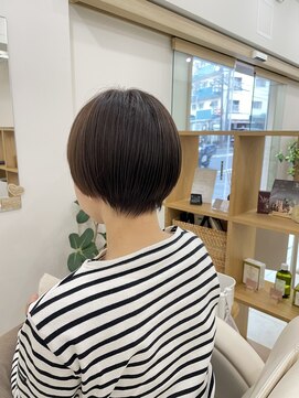 ファボ(favo.) すっきりコンパクトマッシュショート。