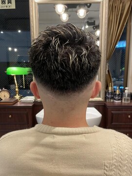 グレイスフルバーバーロンドン 大宮店(Graceful Barber London) 【20代 男性】ロンドンパーマフェード（大宮/バーバー）