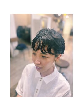 ヒラソル(girasol) ゆるっとショートパーマ／水素パーマ