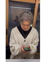 キング 楠葉店(K!ng)&nbsp;ホワイトメッシュ/ツイスト/ツイスパ/パーマ/メンズ/眉毛