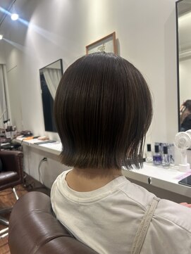 インビテーション(invitation) チェスナットベージュ