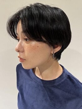 コム(com by neolive)の写真/毛先数ミリの毛流れを計算して創る小顔ショート☆経験豊富なスタイリストがお似合いのショートを見つけます