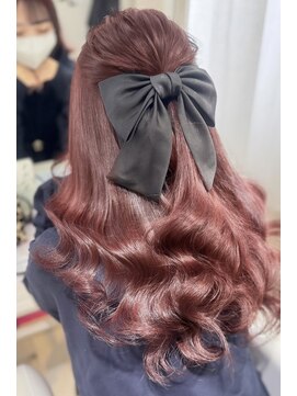 チェリーレッド