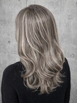 アル あびこ(aru.)&nbsp;脱・白髪染め！大人のバレイヤージュ×ハイライト