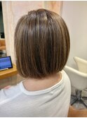 大人のハイライトボブ