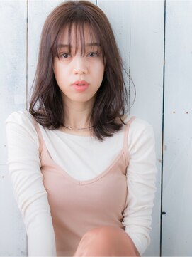 ヒップスアイズ(Hip's eyes) edgy medium　[大宮/大宮駅]