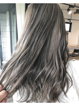 ザ オーダー(THE ORDER) ハイトーングレージュカラー