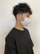 アン ビー(an B)&nbsp;刈り上げで爽やかにメンズスパイラルパーマ