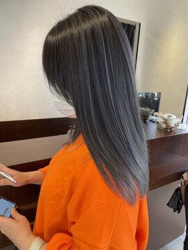 アースコアフュールボーテ 笛吹店(EARTH coiffure beaute) スモーキーグレーバレイヤージュケアブリーチ