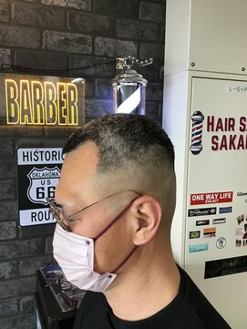 サカモト(SAKAMOTO) バズニグロxスキンフェード