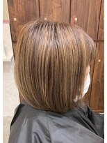 オンカラー(ON.COLOR)&nbsp;大人グレージュハイライトショート