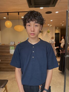 ミューズ バイ ケンジ(MUSE by KENJE) メンズウルフパーマ