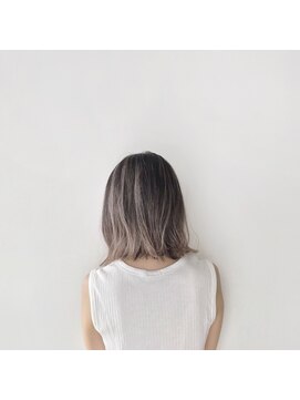 ルッソリベラ 池袋(Lusso libera) ハイライト　グラデーション　ミディアム　池袋◎30代40代50代