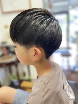 ラヴィアンローズ(La vie en rose) ツーブロックマッシュ