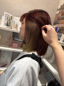 ビューティーマーケット アングゥ イオンモール名取(BEAUTY MARKET ungu) オレンジ×ホワイトベージュピアスカラー