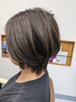 オンネリネン(onnellinen)&nbsp;前下がりショート