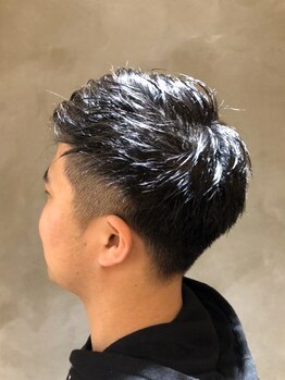 アクロ(ACRO)の写真/【駐車場有】メンズのトレンドスタイルなら『hair care ACRO RAY』にお任せ!男性ならではの髪の悩みも解決
