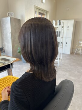 ワッペン(wappen) ＊まとまりのある艶髪くびれミディアムレイヤー＊
