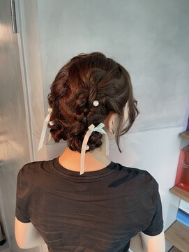 シャルムバイケンジ(Charm.by KENJE) 【ツインポニーテール】結婚式/卒業式/銀座/ヘアセット/アレンジ