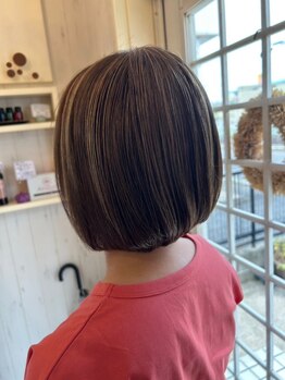 理想のおしゃれが楽しめる白髪染め・白髪ぼかし/30代からの美髪ケアはアイヘアーで！上質なケアも人気◎