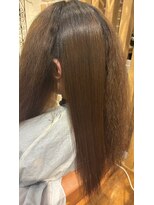 リワール 縮毛矯正専門店&nbsp;縮毛矯正のビフォーアフター