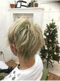 ホワイト