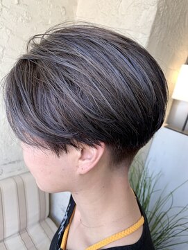 ペネロープ(Penelope) 【新宿ペネロープ】刈り上げ前下がりショートボブ 担当 RYO