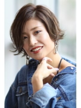 キッカ 勝田台店(CHICCA) 外はね大人ショート